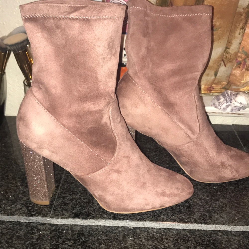 Blush booties